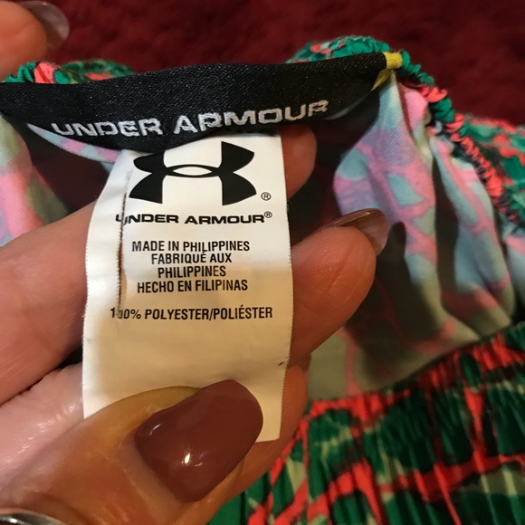 Under Armour swim shorts size YMD - Picture 5 of 5